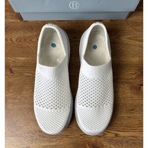 LifeStride Women's Charlie White Slip Ons Loafer Size 7M *No Insoles*